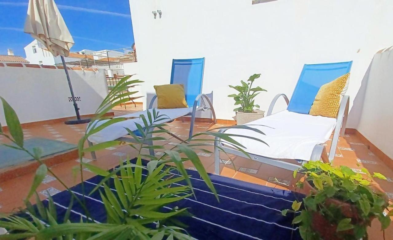 Tipica Casa En Frigiliana Con Patio Y Terraza Apartment Exterior foto