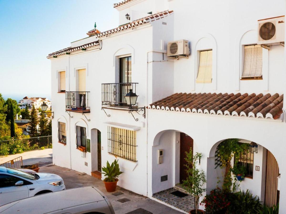 Tipica Casa En Frigiliana Con Patio Y Terraza Apartment Exterior foto